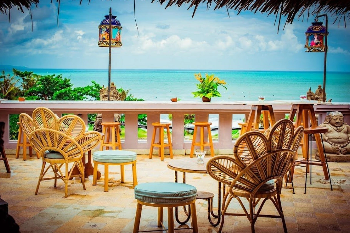 JI rooftop restaurant overlooking Canggu Beach