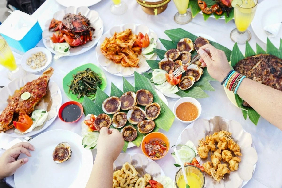 Teba Cafe Jimbaran seafood by the beach