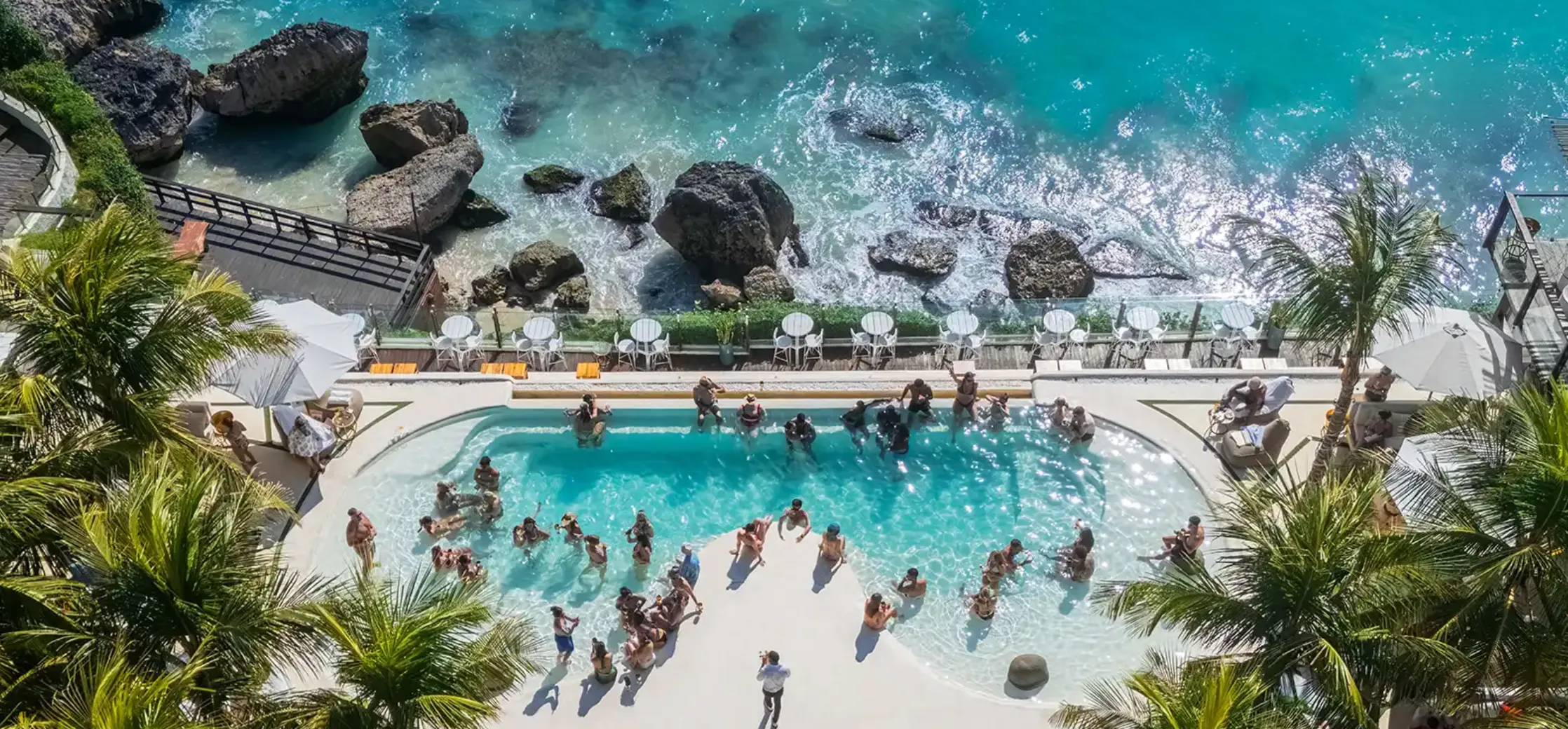 El Kabron Bali infinity pool overlooking the ocean