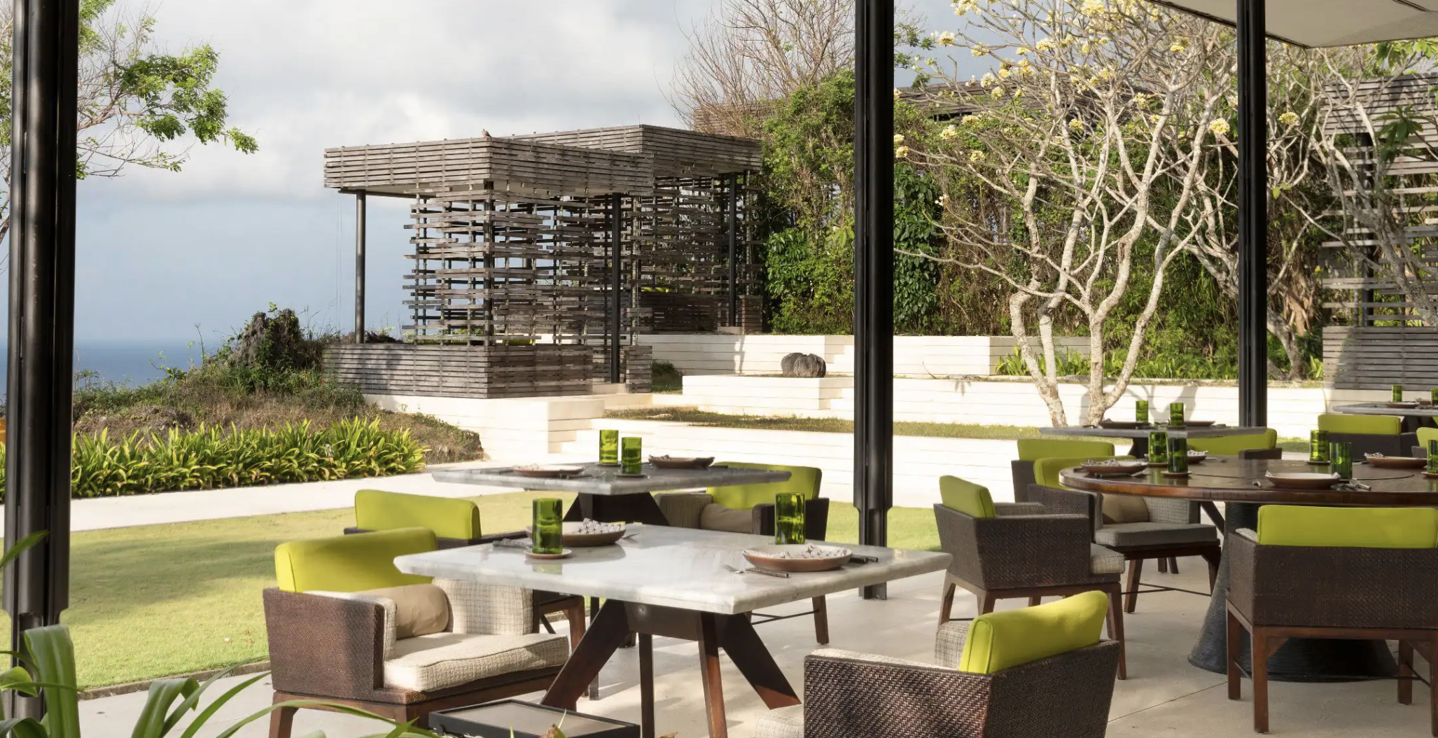 The Warung Alila Villas Uluwatu Indonesian restaurant Bali