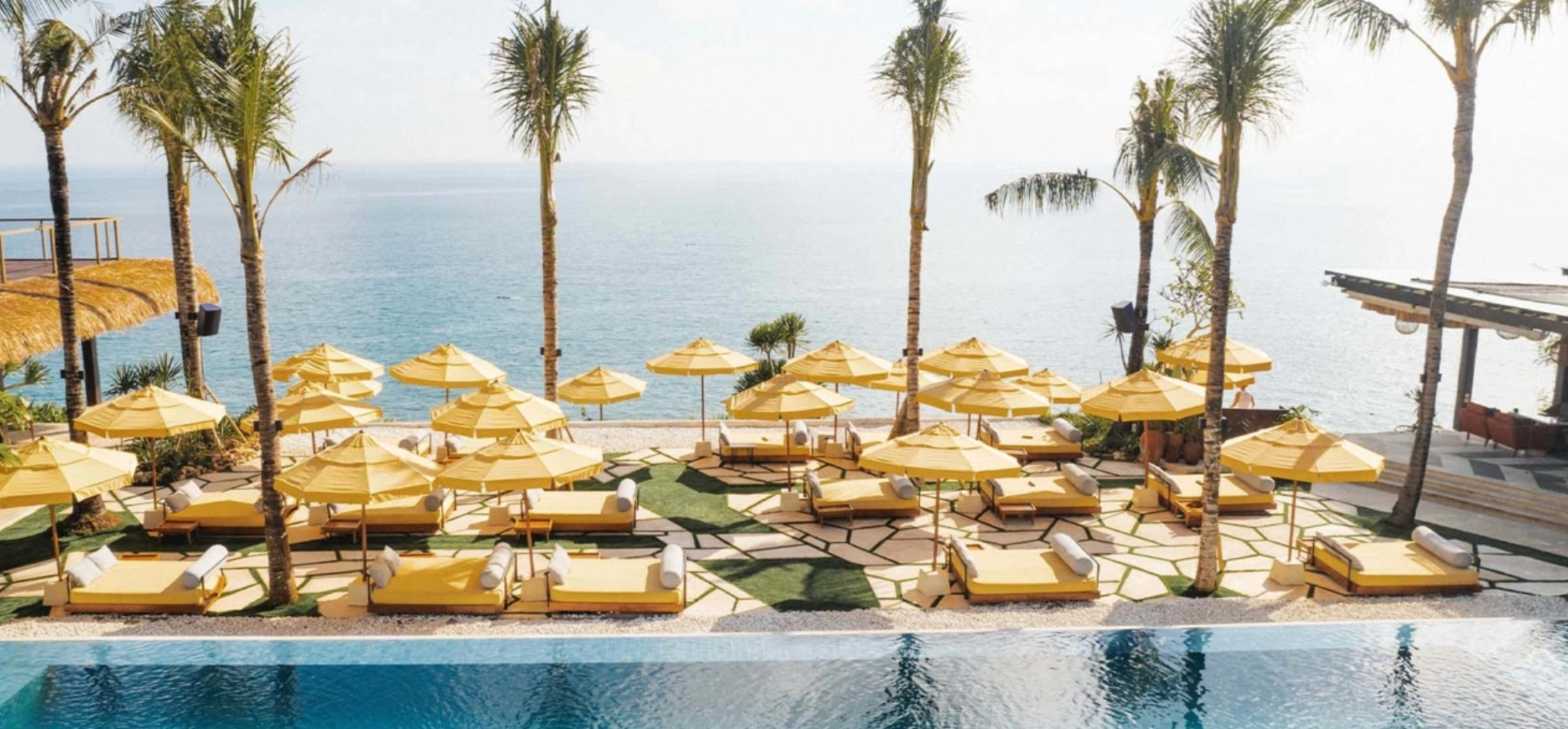 Ulu Cliffhouse clifftop bar in Uluwatu Bali