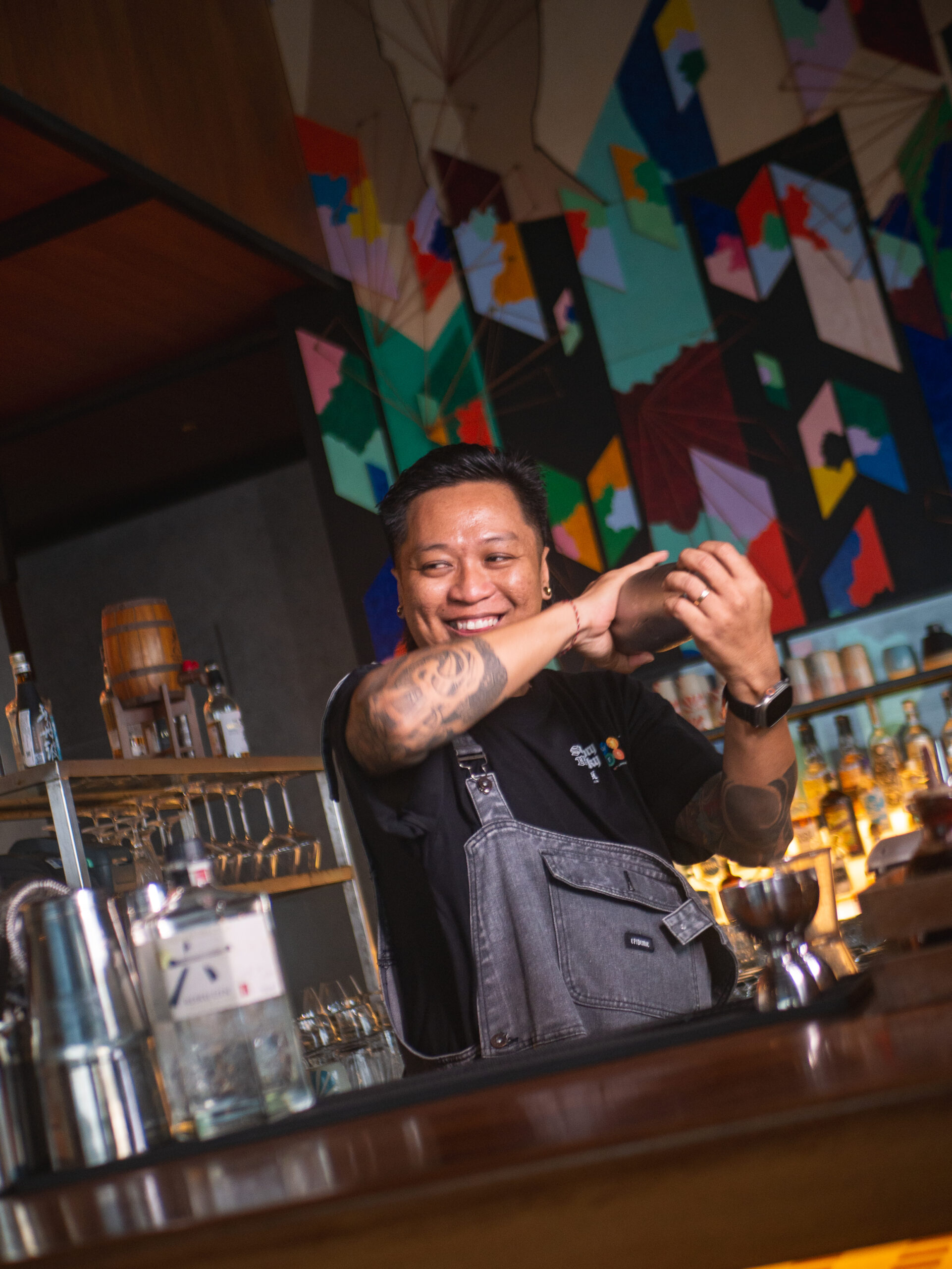 Sundown Shakers: Arey Barker Takes Over SugarSand with Bold Sips and Sunset Vibes