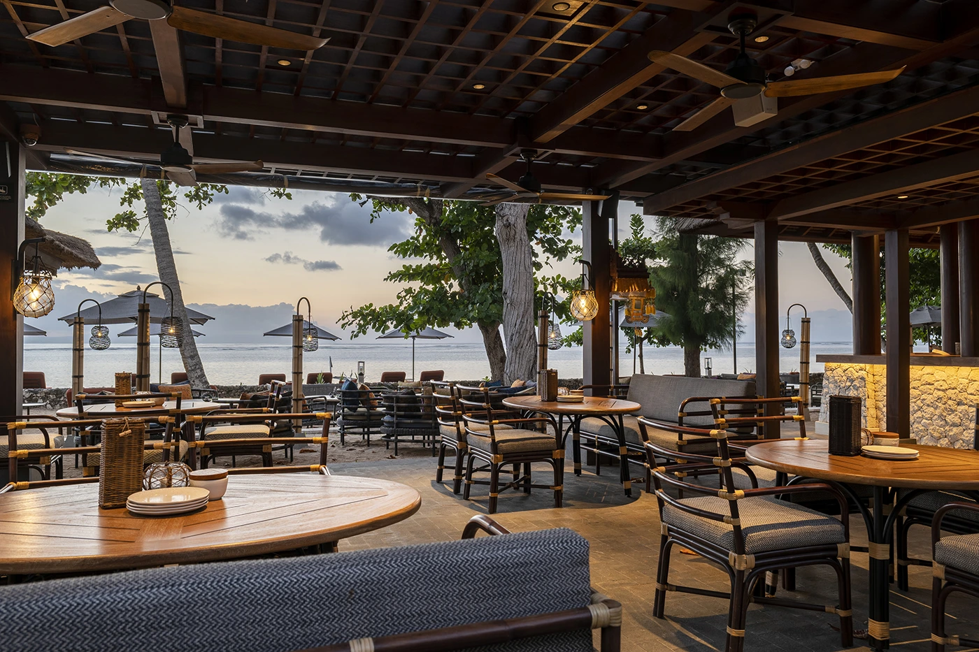 Fisherman’s Club at Andaz Bali Brings Jimbaran-Style Seafood to Sanur