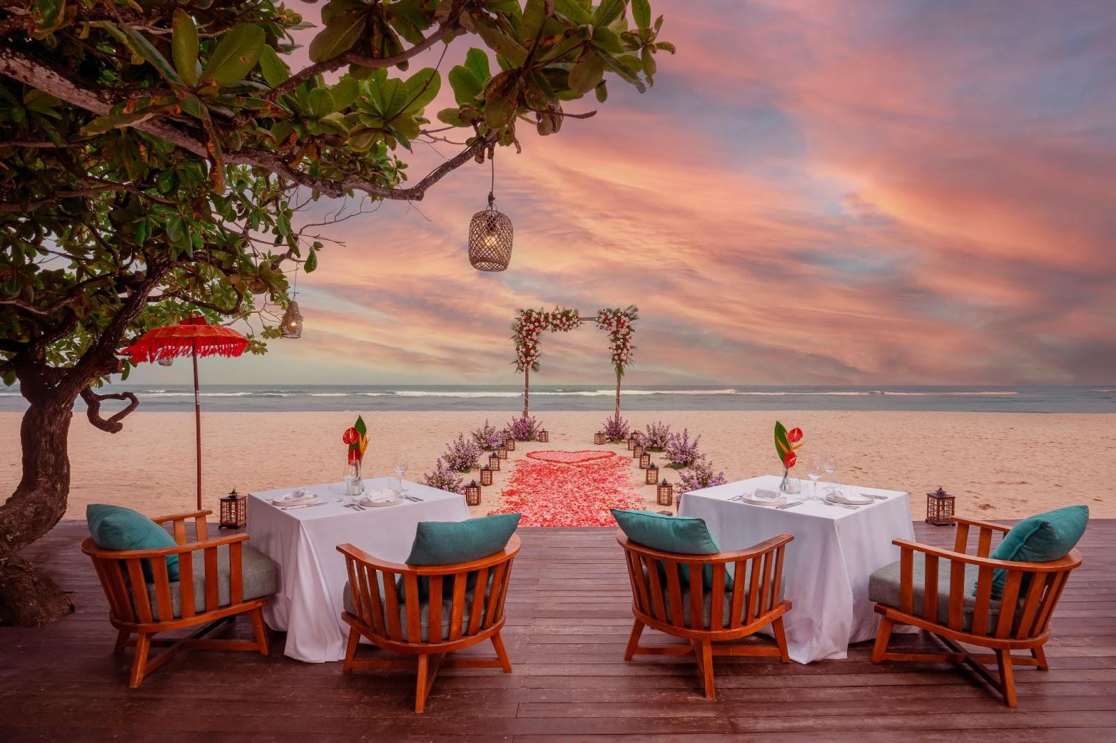 Romantic Dinner in Bali