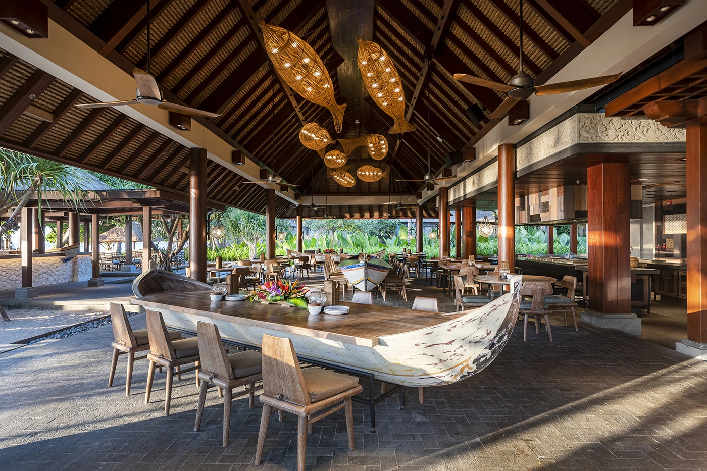 Fisherman’s Club at Andaz Bali Brings Jimbaran-Style Seafood to Sanur