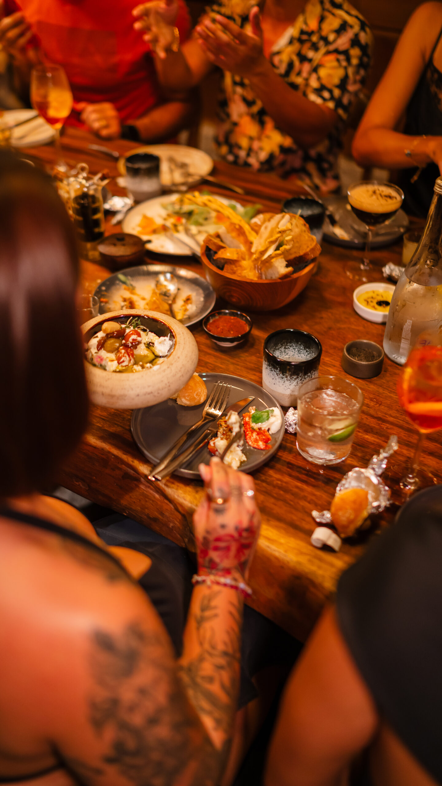 Cocktails, Cuisine, and Cool Crowd: Bali Meet Night’s Hangout at Buonasera & Sa’Mesa