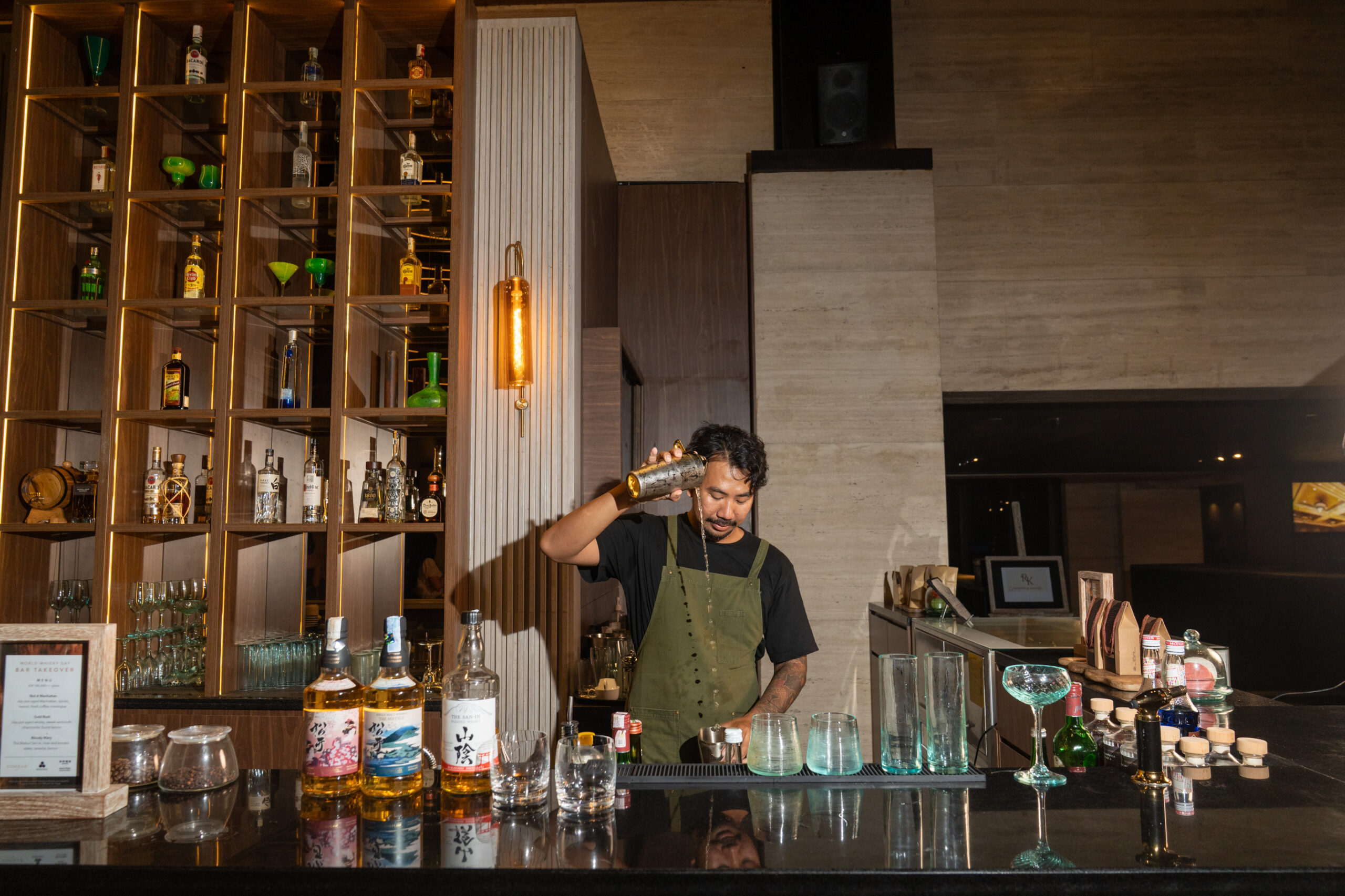 Conrad Bali’s Epic World Whisky Day with Mixology Icon Bili Wirawan